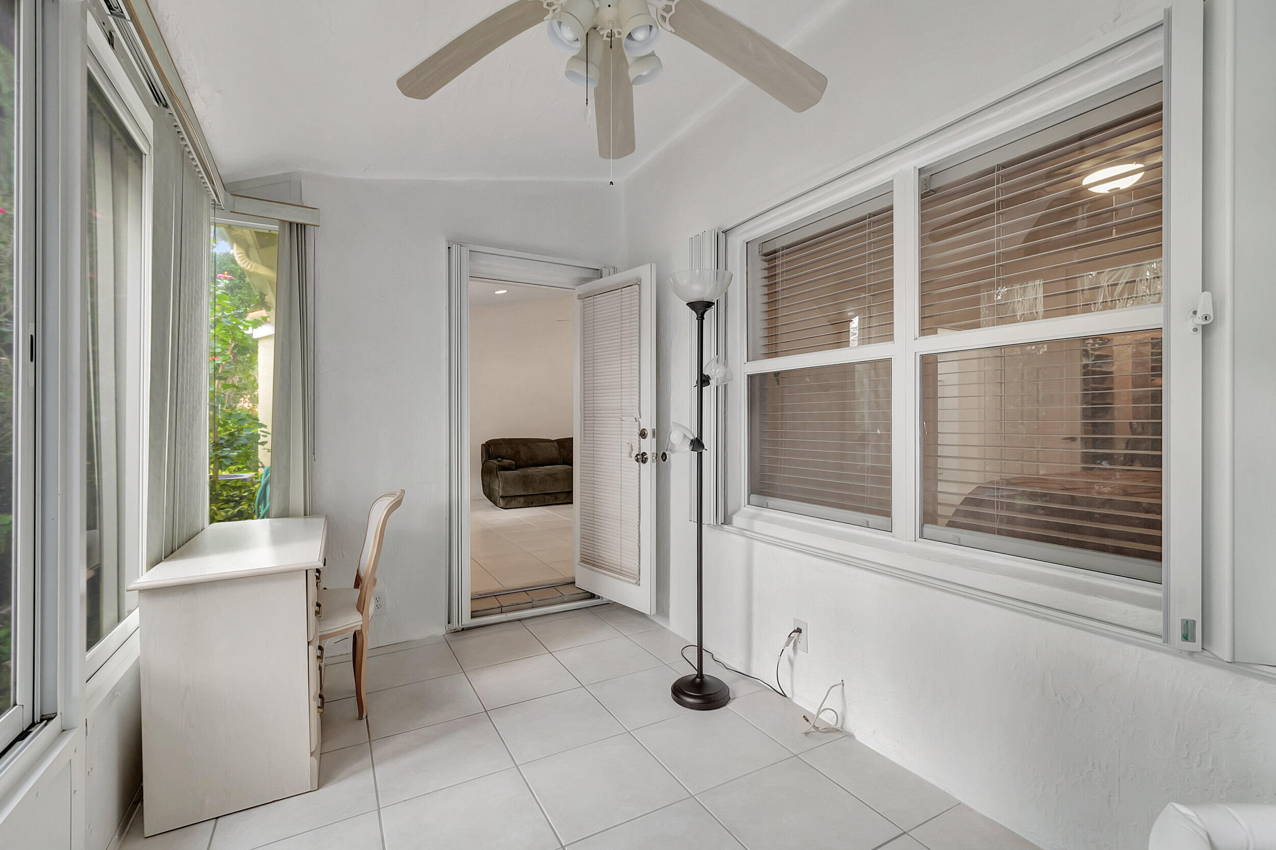 6112 Petunia Road Delray Beach, FL 33484 - Photo 14 of 29 SCREEN GLASS PATIO