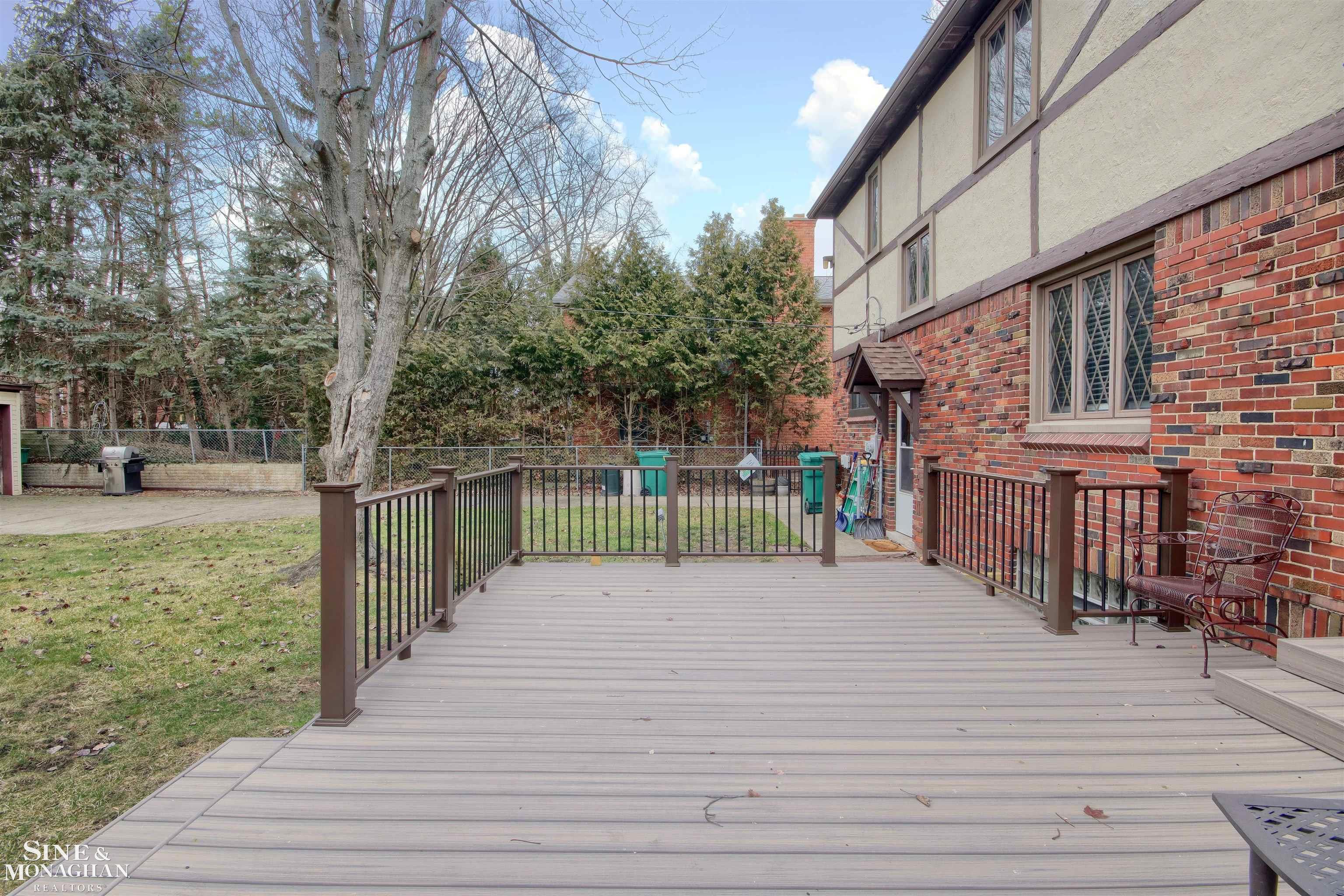 883 Westchester Road Grosse Pointe, MI 48230 - Photo 26 of 32 50099592-25.JPG