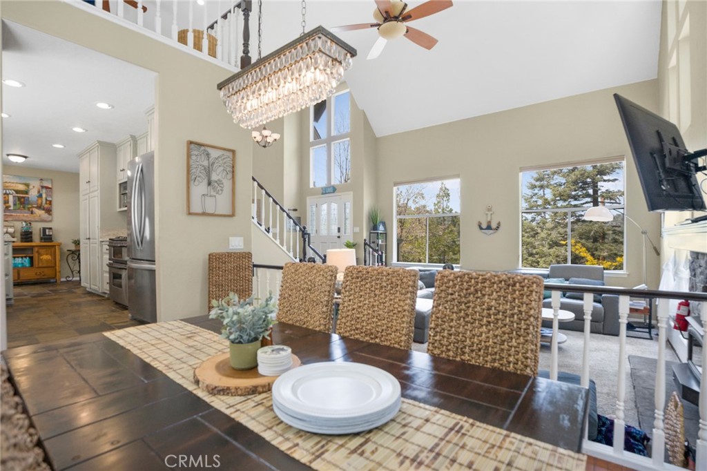163 South Grass Valley Road Lake Arrowhead, CA 92391 - Photo 11 of 35