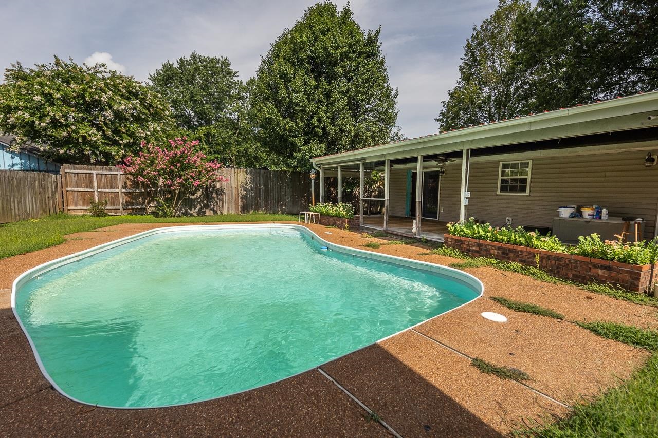 4625 Vincent Road Millington, TN 38053 - Photo 3 of 13 Gallery Image 3