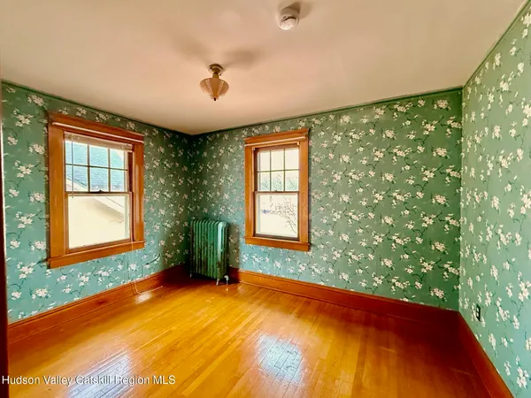 $2,995 | 421 Albany Avenue, Kingston, NY 12401