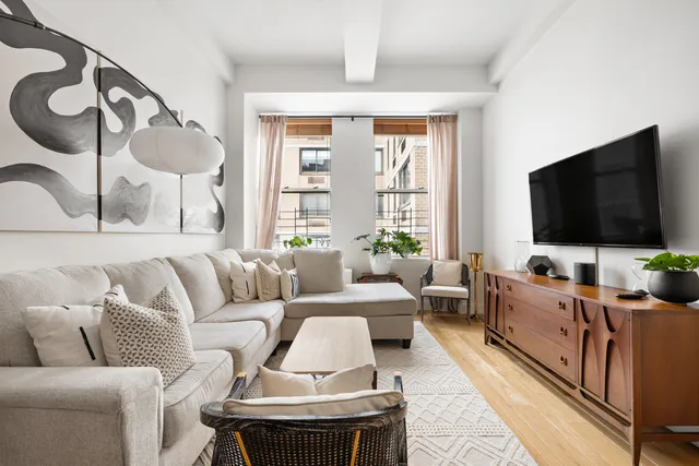 $2,250,000 | 49 East 21st Street, Unit 11D | Flatiron