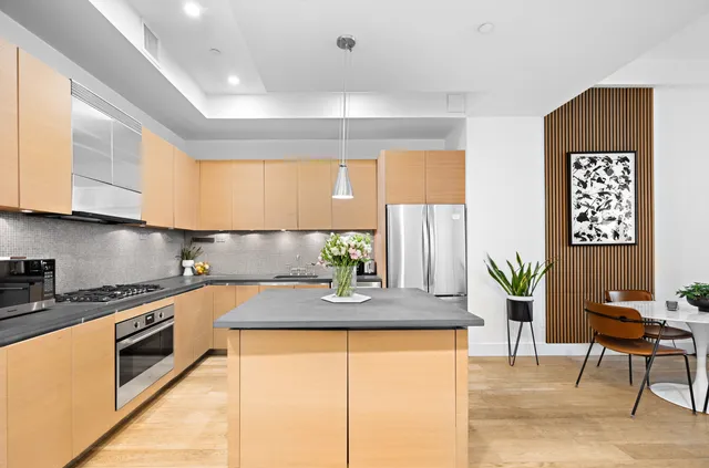 $2,250,000 | 49 East 21st Street, Unit 11D | Flatiron