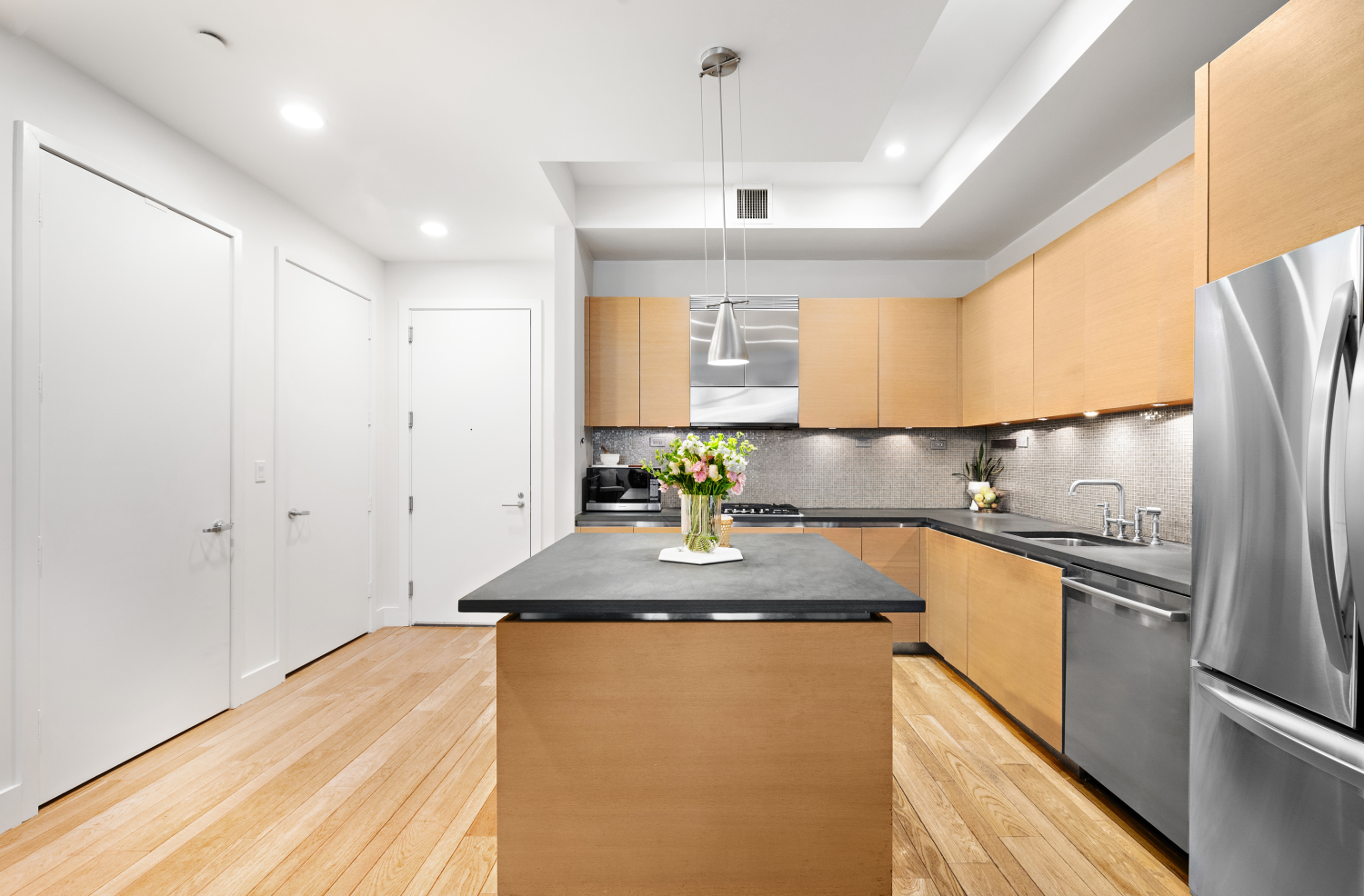 49 East 21st Street, Unit 11D Manhattan, NY 10010 - Photo 4 of 11