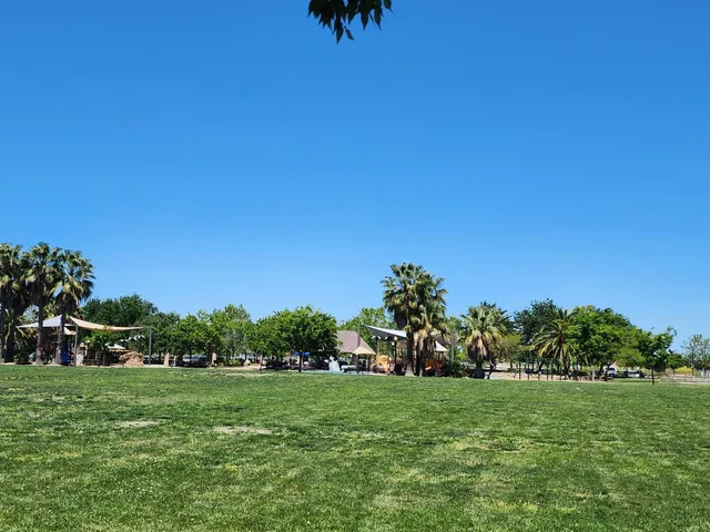 a view of a grassy field