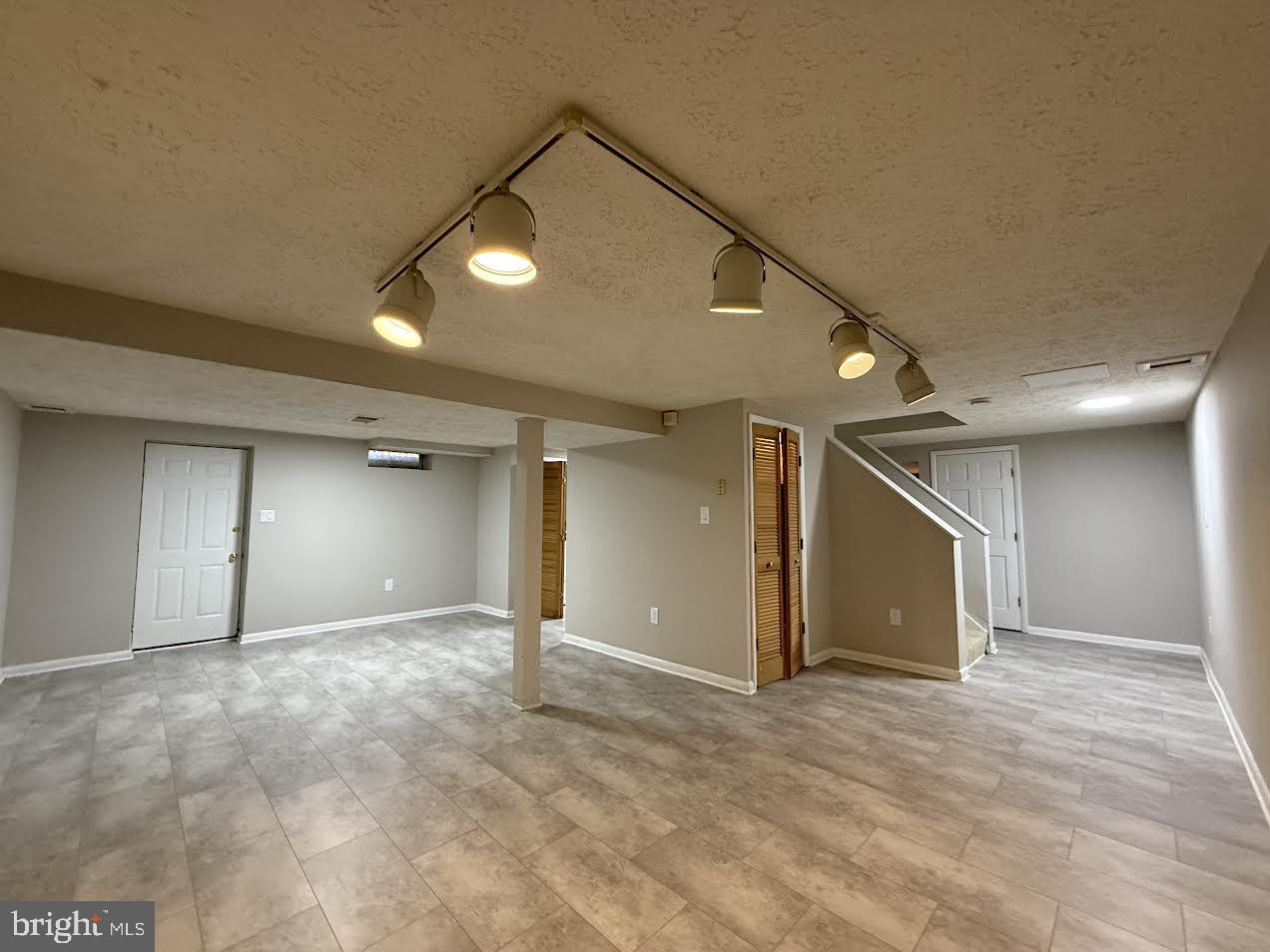 14931 Windmill Terrace Silver Spring, MD 20905 - Photo 21 of 27