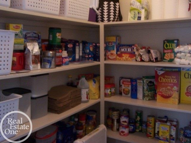 49248 Monte Road New Baltimore, MI 48047 - Photo 28 of 54 31360643-27.JPG