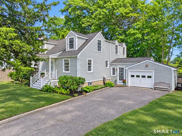 $1,379,000 | 233 Beaumont Street, Fairfield, CT 06824