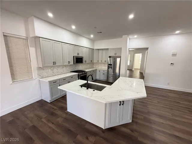 $2,895 | 10024 Pinnacle View Place, Las Vegas, NV 89134