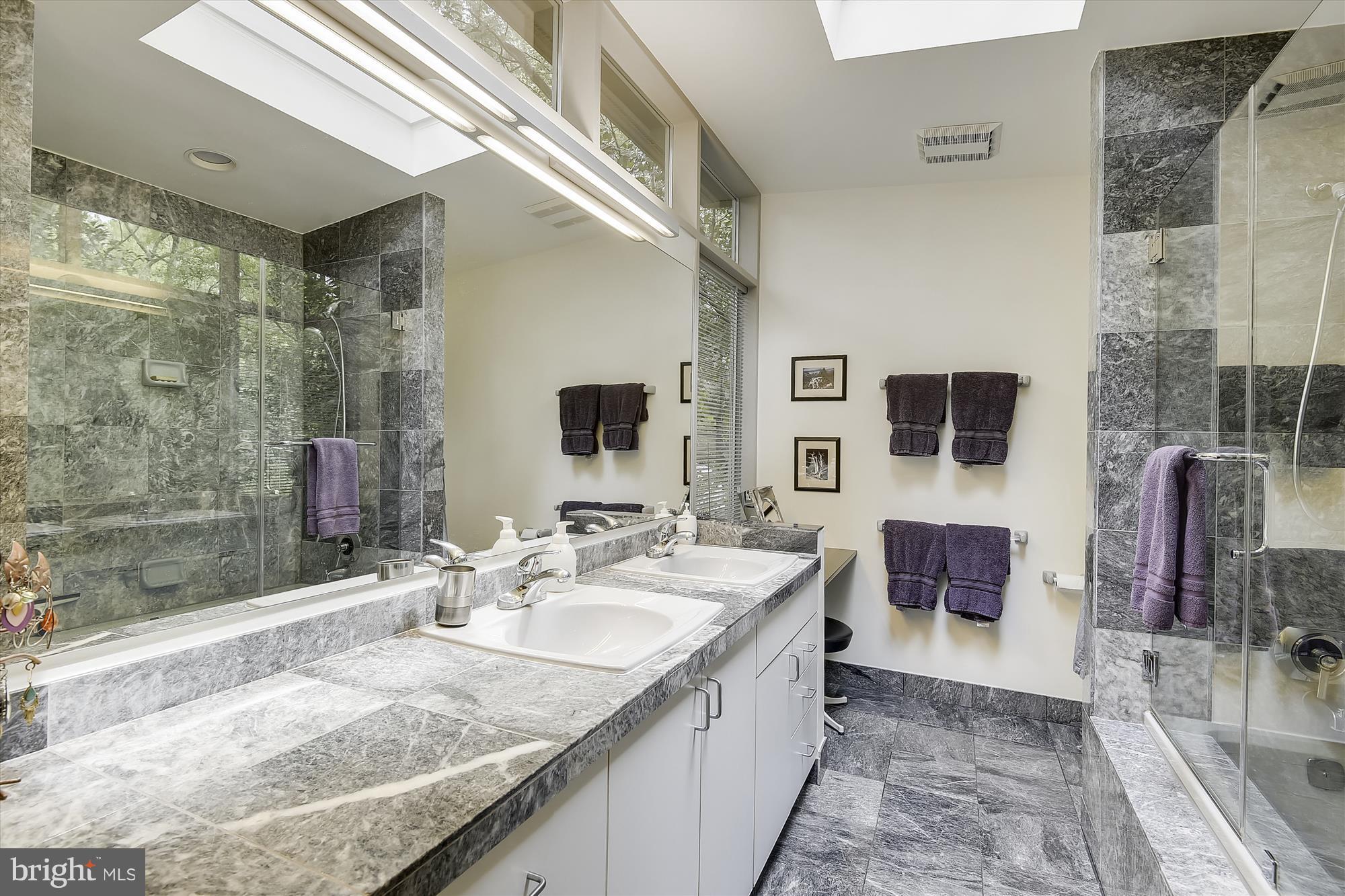 1901 Paul Spring Road Alexandria, VA 22307 - Photo 6 of 30 Master bath with dual sinks and vanilty