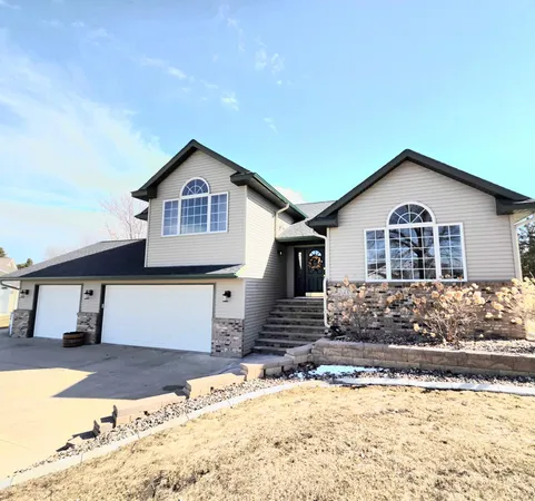 $429,900 | 220 8th Street Northeast, Melrose, MN 56352