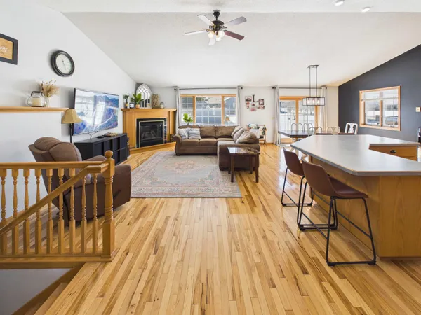 $429,900 | 220 8th Street Northeast, Melrose, MN 56352