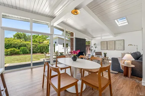 $1,395,000 | 384 Hibiscus Way, San Rafael, CA 94903