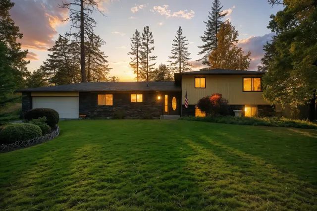 $535,000 | 1511 West Fairway Drive, Spokane, WA 99218