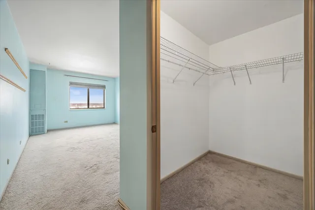 $299,000 | 6340 Americana Drive, Unit 904, Willowbrook, IL 60527