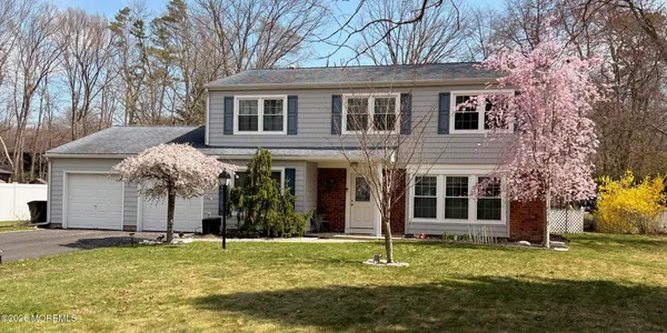 $799,000 | 7 Coventry Court, Manalapan, NJ 07726