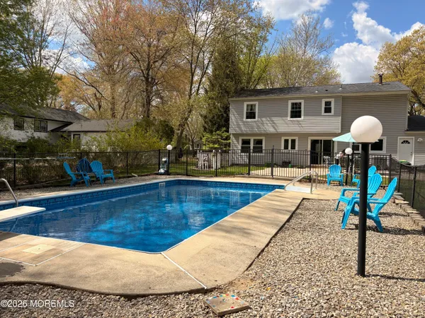 $799,000 | 7 Coventry Court, Manalapan, NJ 07726
