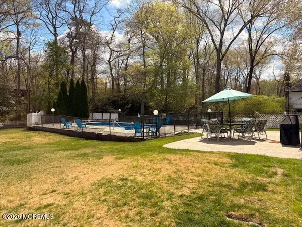 $799,000 | 7 Coventry Court, Manalapan, NJ 07726