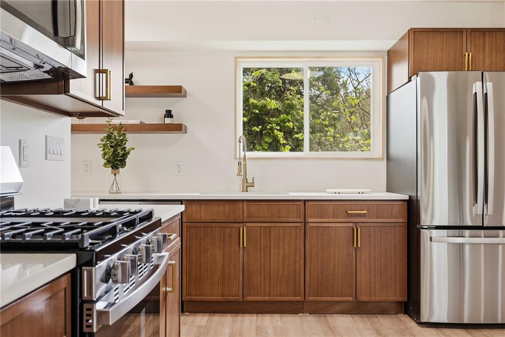 8032 Aber Road Verona, PA 15147 - Photo 21 of 37