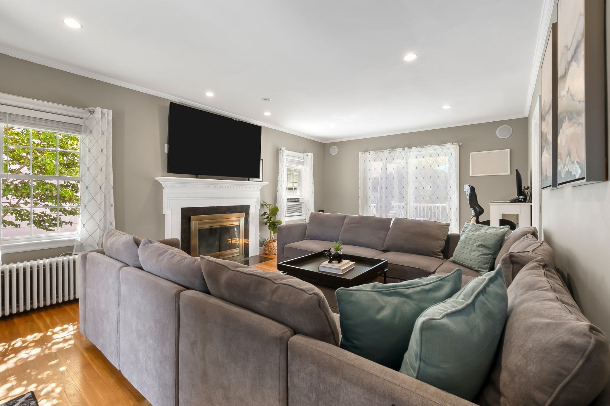 15 Maple Valley Road Lynn, MA 01904 - Photo 4 of 40 Gallery Image 4