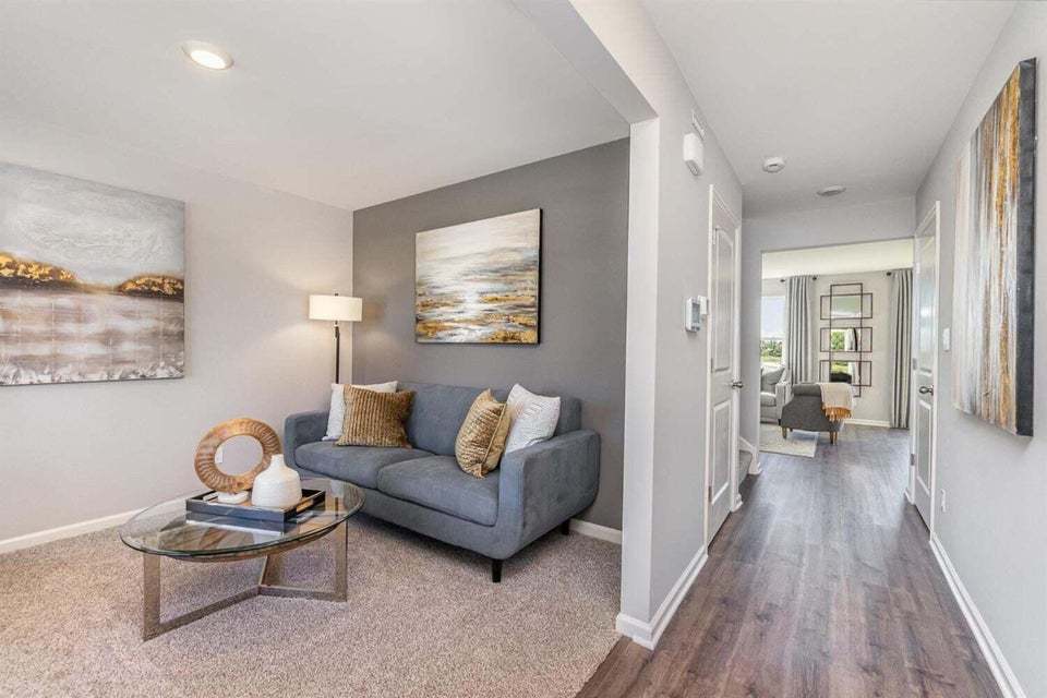 615 Ensign Place Hebron, IN 46341 - Photo 4 of 29 a living room with furniture