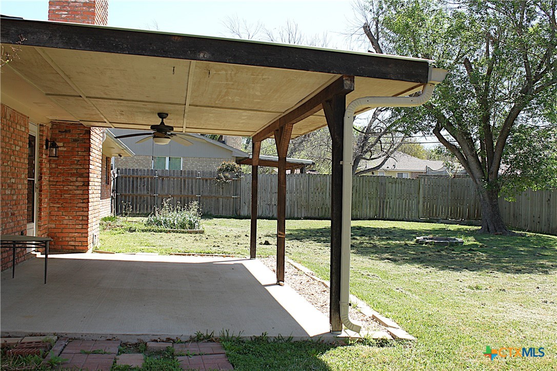 4113 Fox Trail Temple, TX 76504 - Photo 23 of 30 a view of a backyard