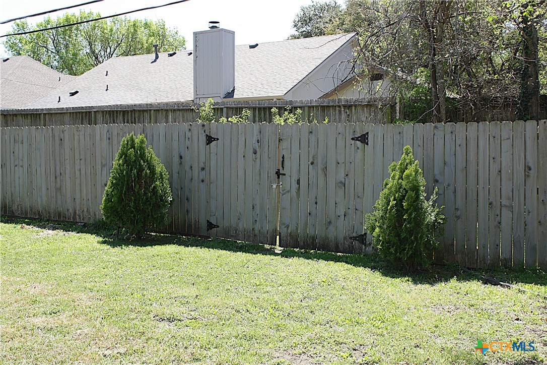4113 Fox Trail Temple, TX 76504 - Photo 28 of 30 a view of a backyard