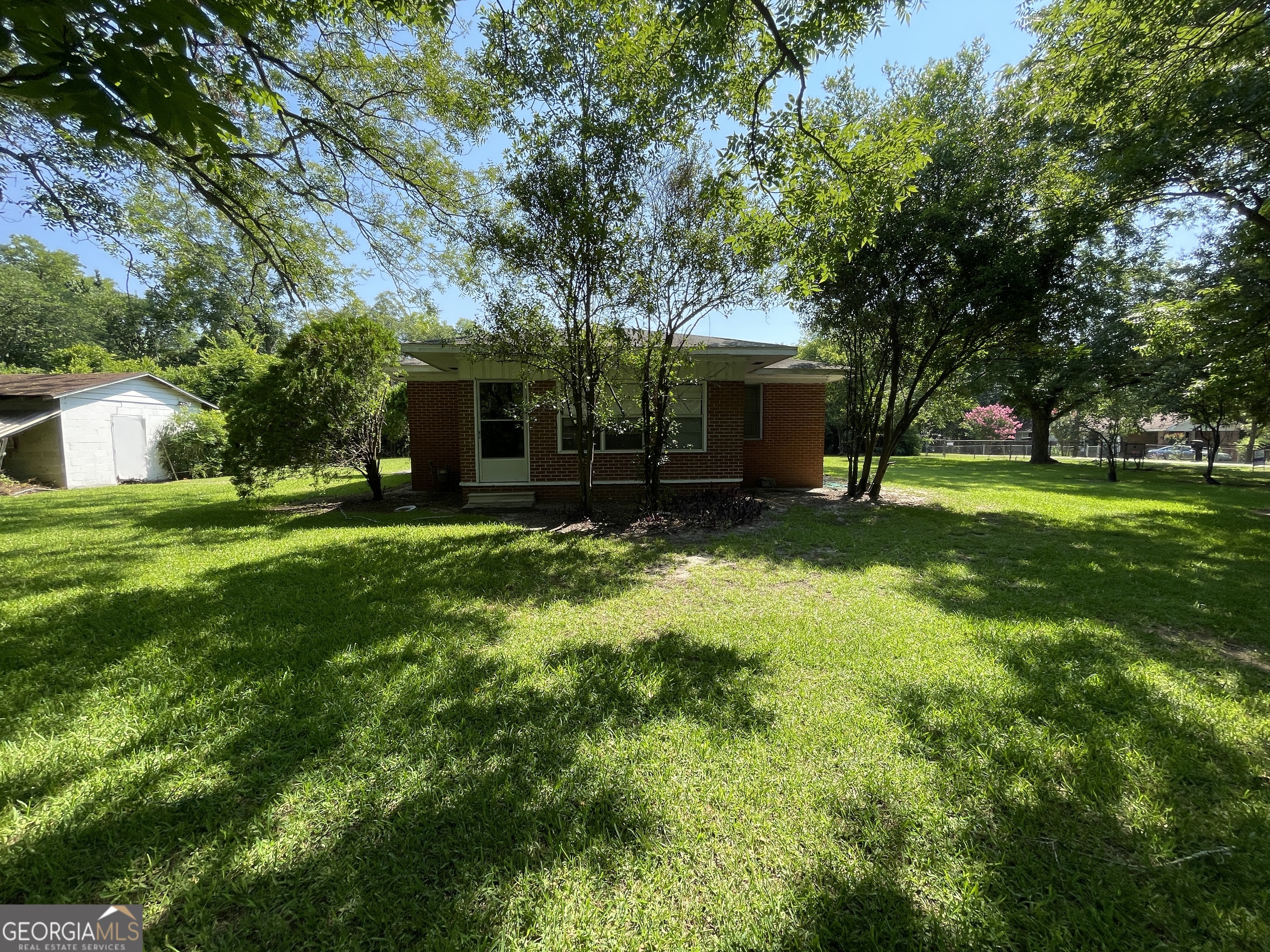 218 Southwest Peter Street Cochran, GA 31014 - Photo 6 of 14