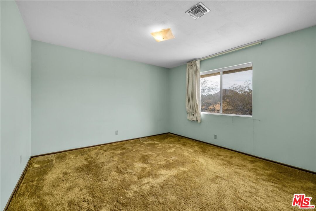 8686 Uphill Road Joshua Tree, CA 92252 - Photo 26 of 44 Gallery Image 26