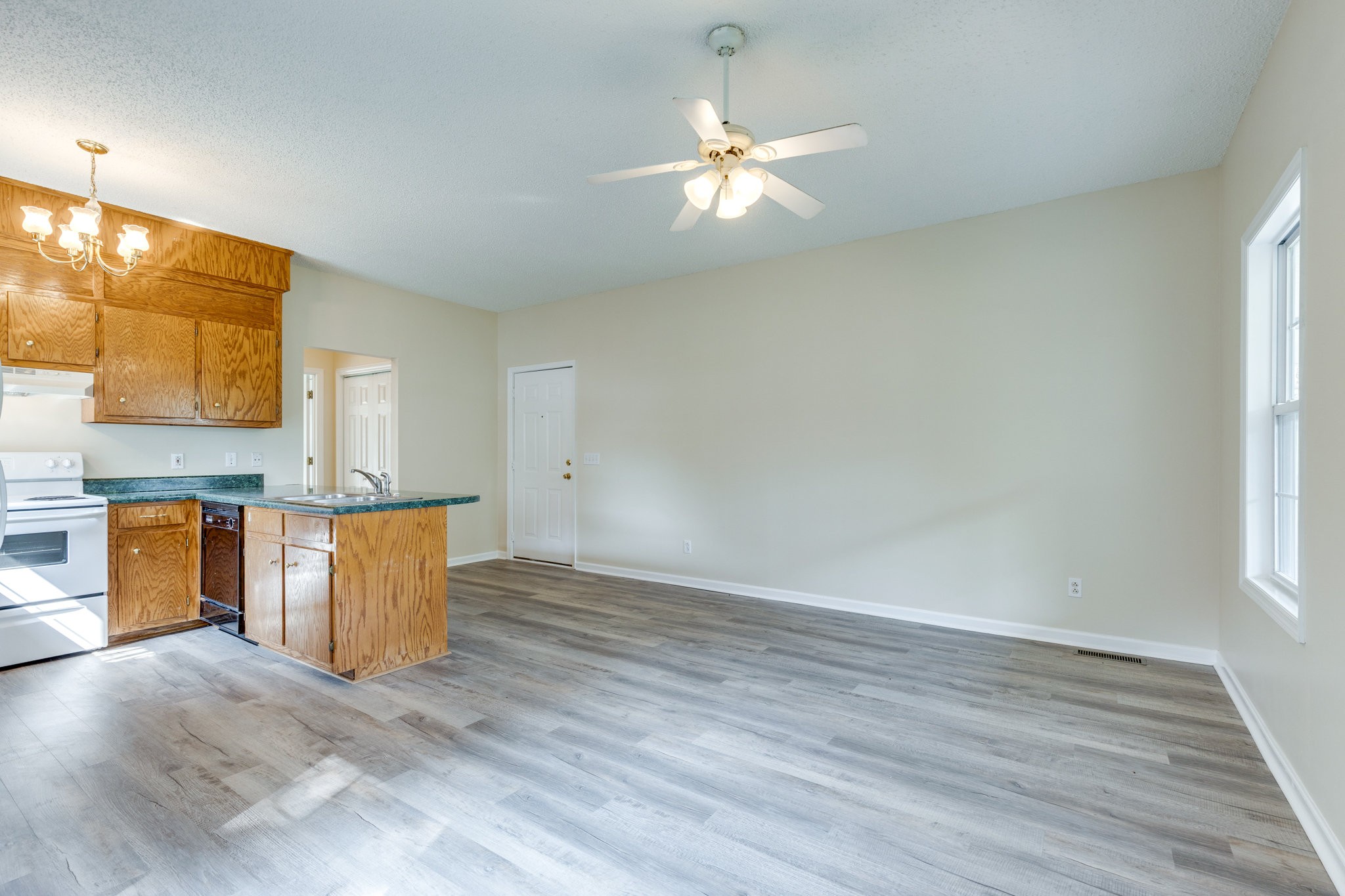 247 Locust Street Pulaski, TN 38478 - Photo 19 of 44