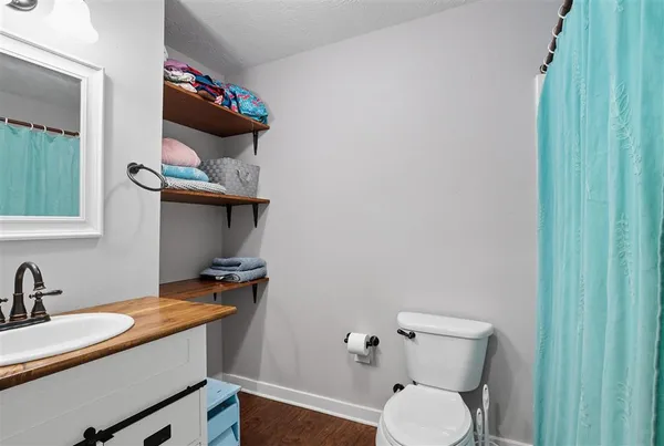 $575,000 | 405 Dove Lane, Leesville, LA 71446