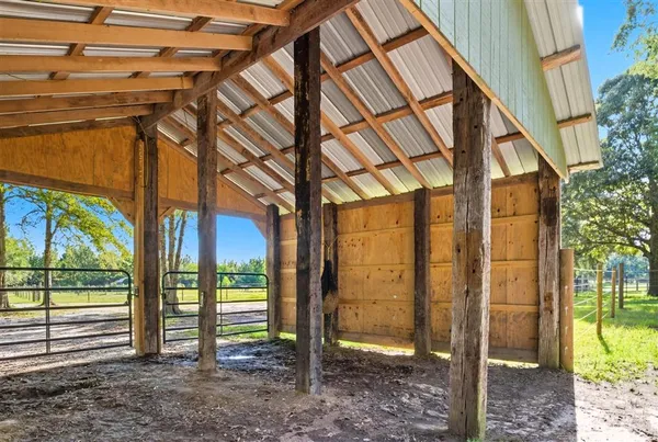 $575,000 | 405 Dove Lane, Leesville, LA 71446