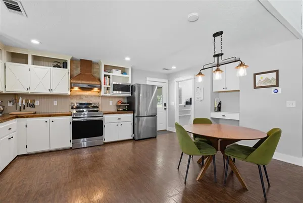 $575,000 | 405 Dove Lane, Leesville, LA 71446