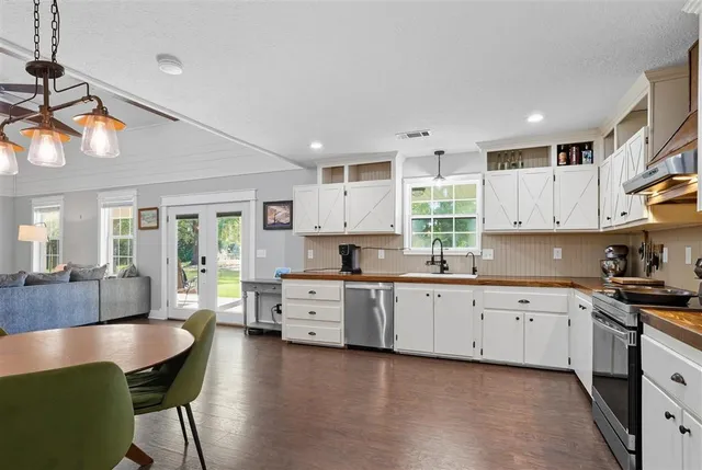 $595,000 | 405 Dove Lane, Leesville, LA 71446