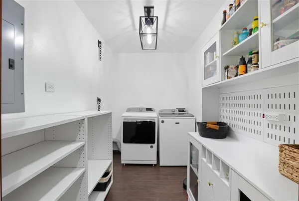 $575,000 | 405 Dove Lane, Leesville, LA 71446