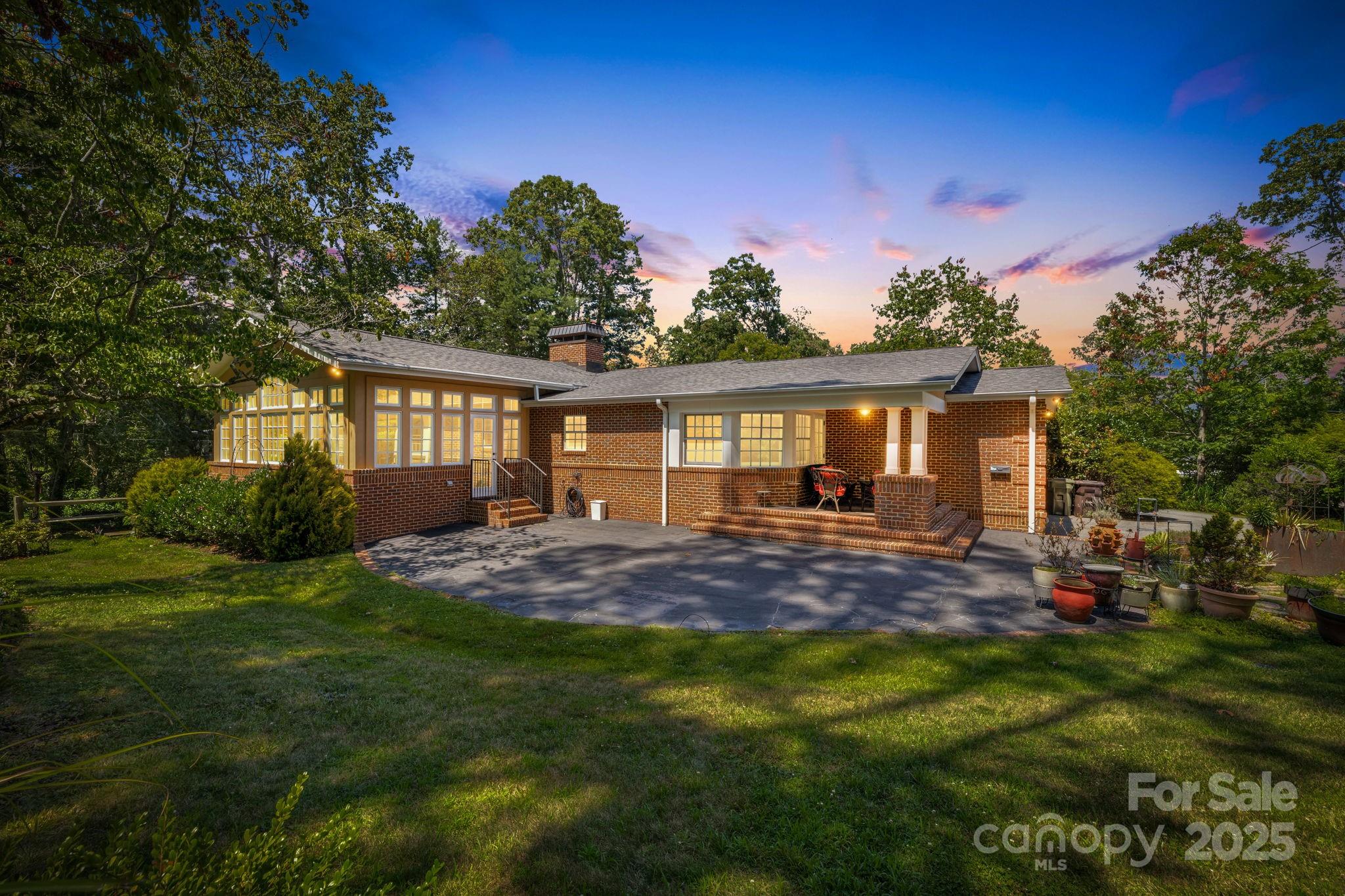 3 Amherst Road Asheville, NC 28803 - Photo 2 of 48 Gallery Image 2
