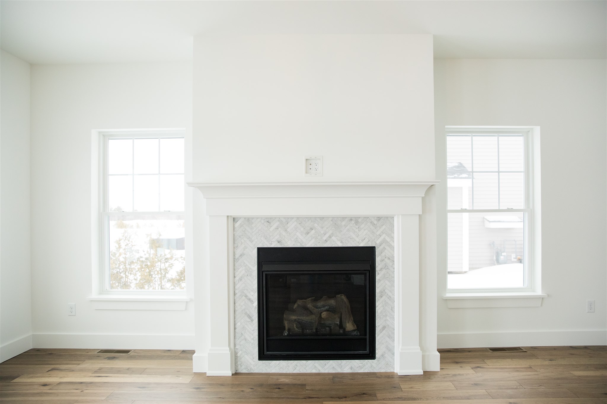 199 Rye Circle South Burlington, VT 05403 - Photo 3 of 29 Gallery Image 3