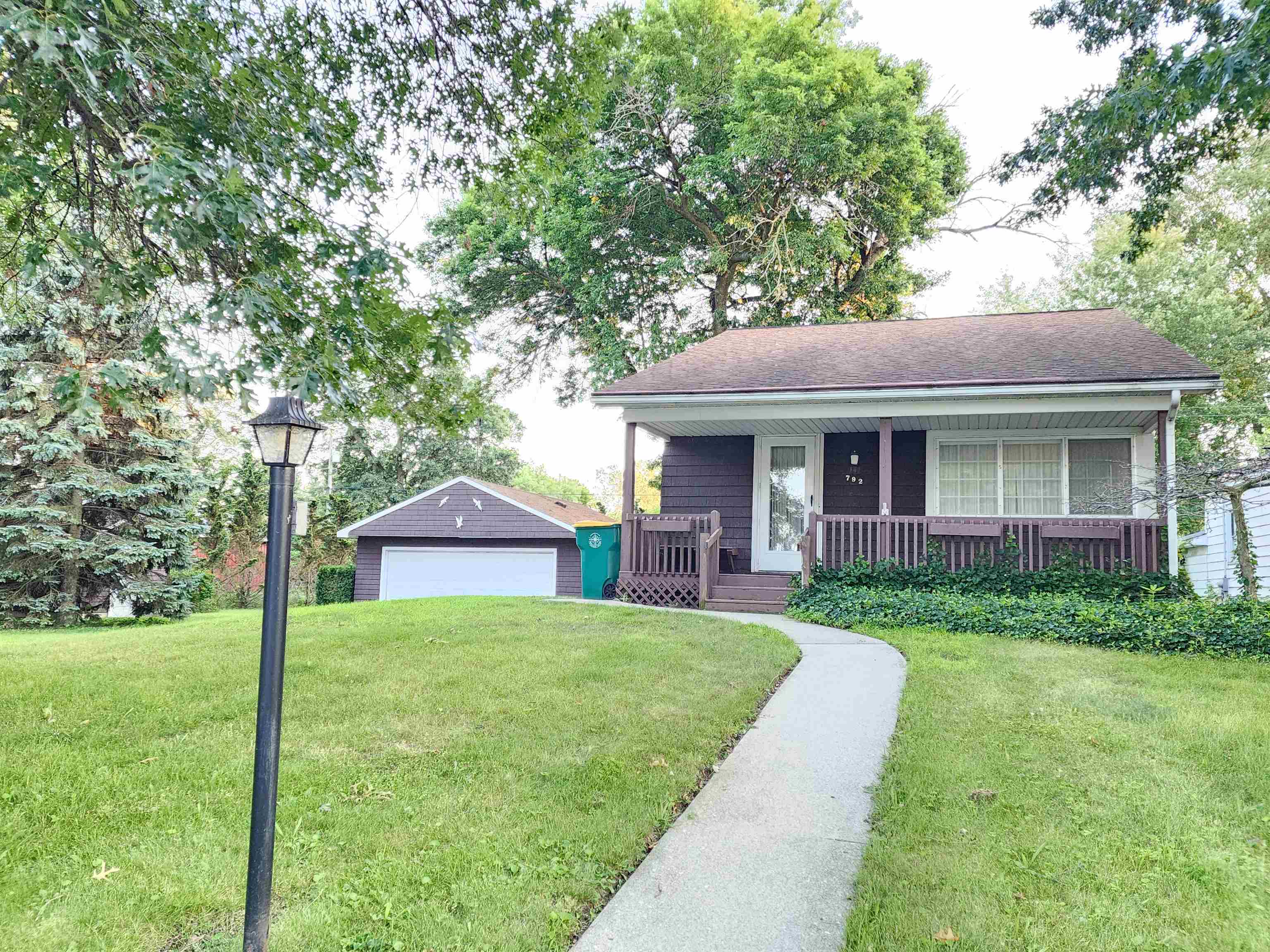 792 Bay Road Bay City, MI 48706 - Photo 23 of 24 Gallery Image 23