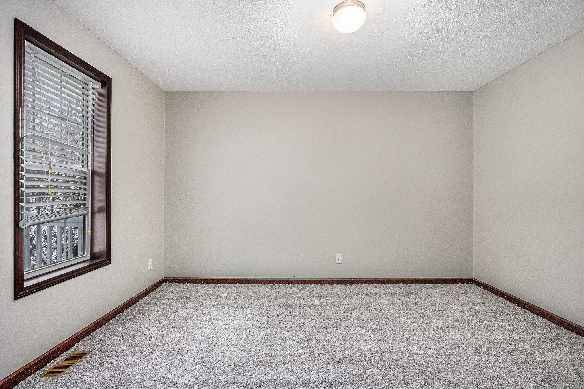 2810 Oak Forest Road Buchanan, MI 49107 - Photo 19 of 26 019_img_4849_825