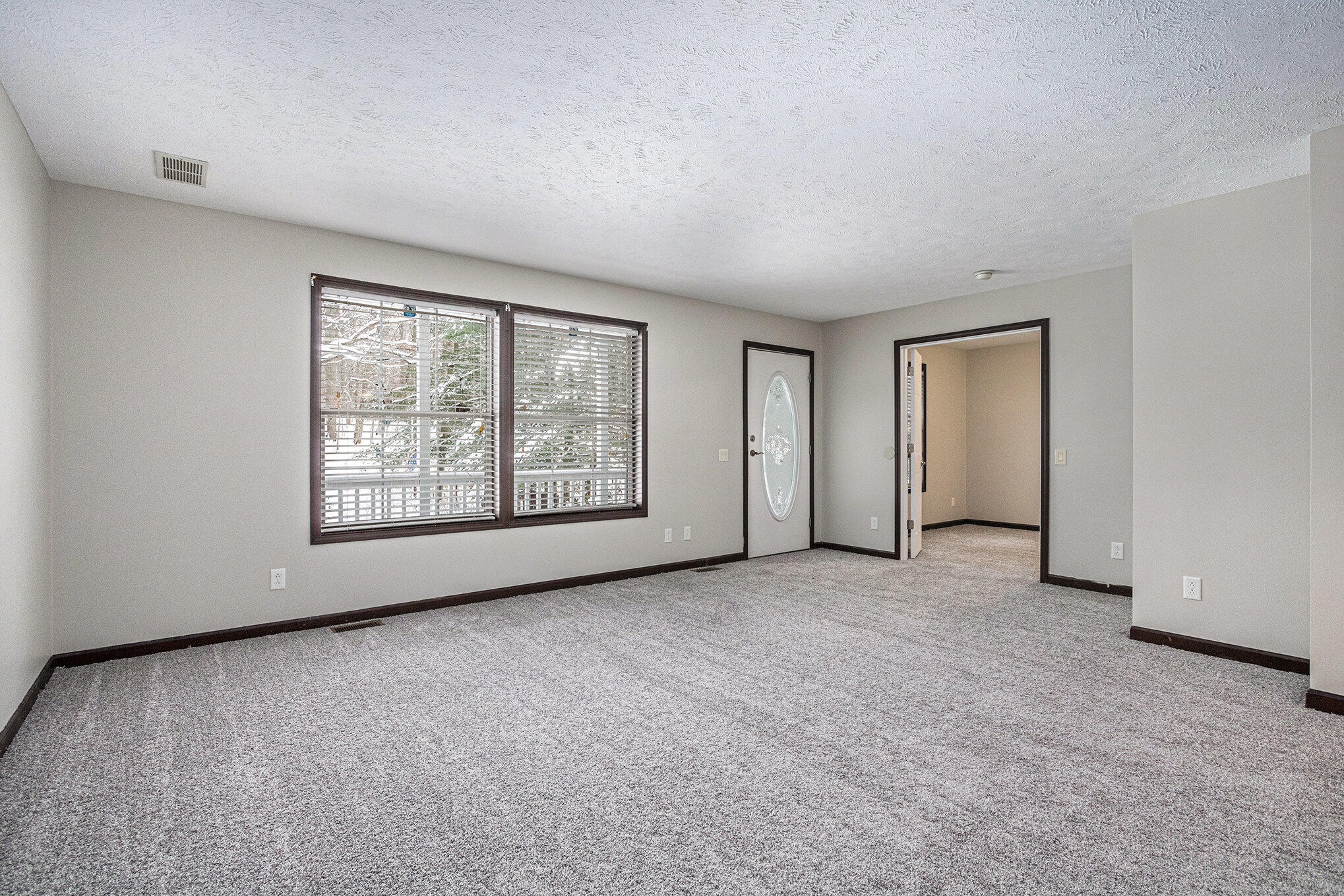 2810 Oak Forest Road Buchanan, MI 49107 - Photo 5 of 26 005_img_4813_117
