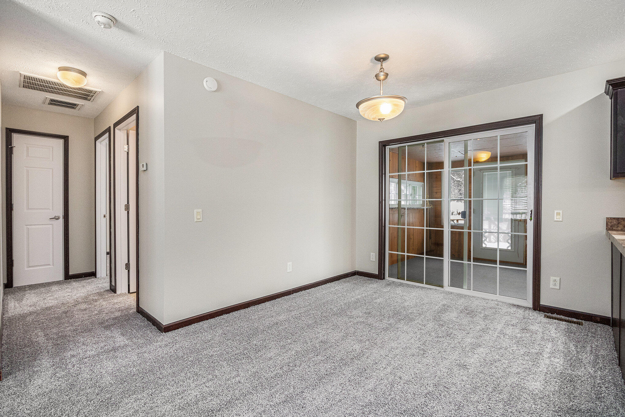 2810 Oak Forest Road Buchanan, MI 49107 - Photo 6 of 26 006_img_4814_742