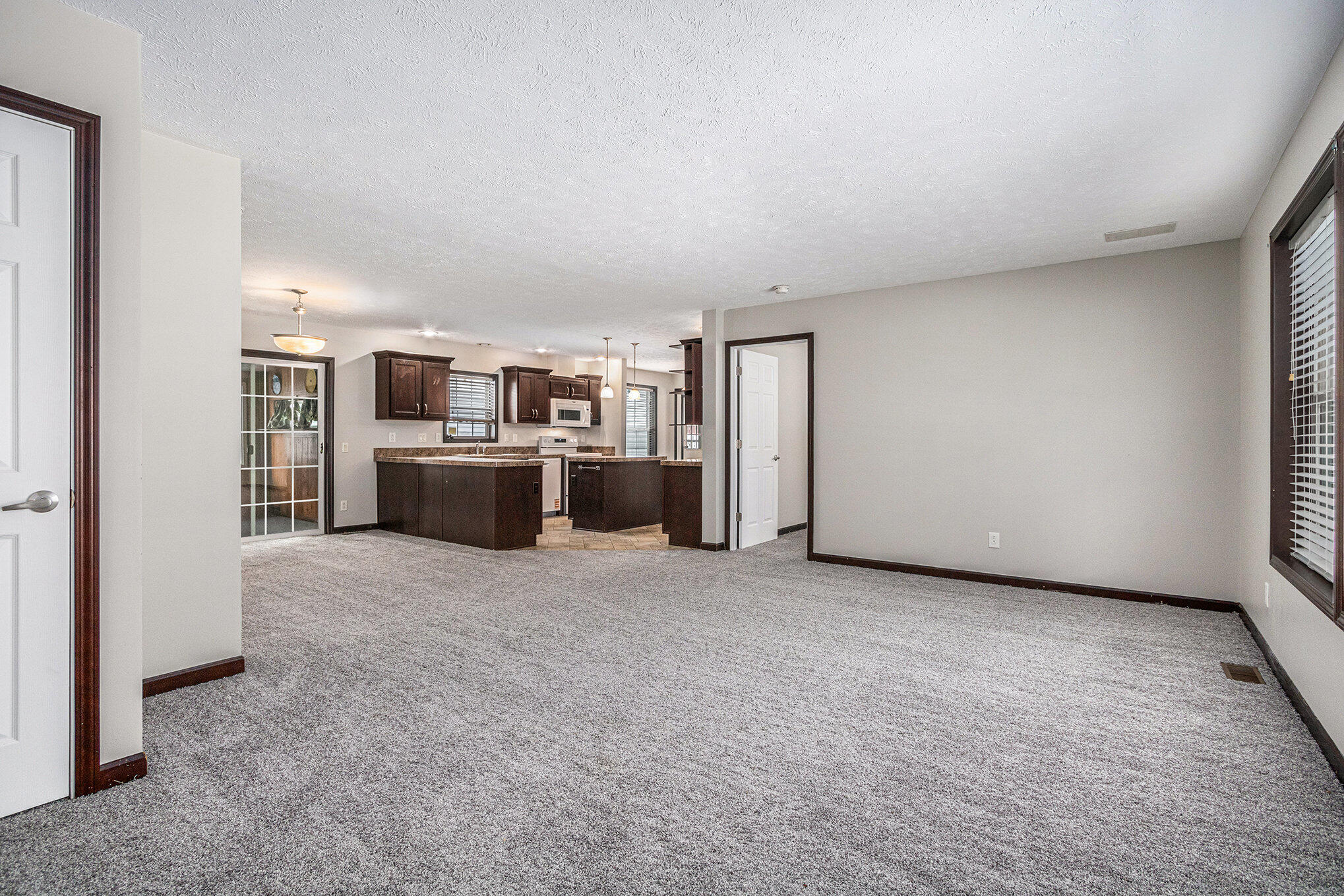 2810 Oak Forest Road Buchanan, MI 49107 - Photo 7 of 26 007_img_4811_654