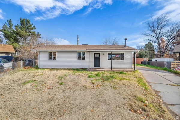 $345,000 | 170 West Warm Springs Circle, Washington, UT 84780