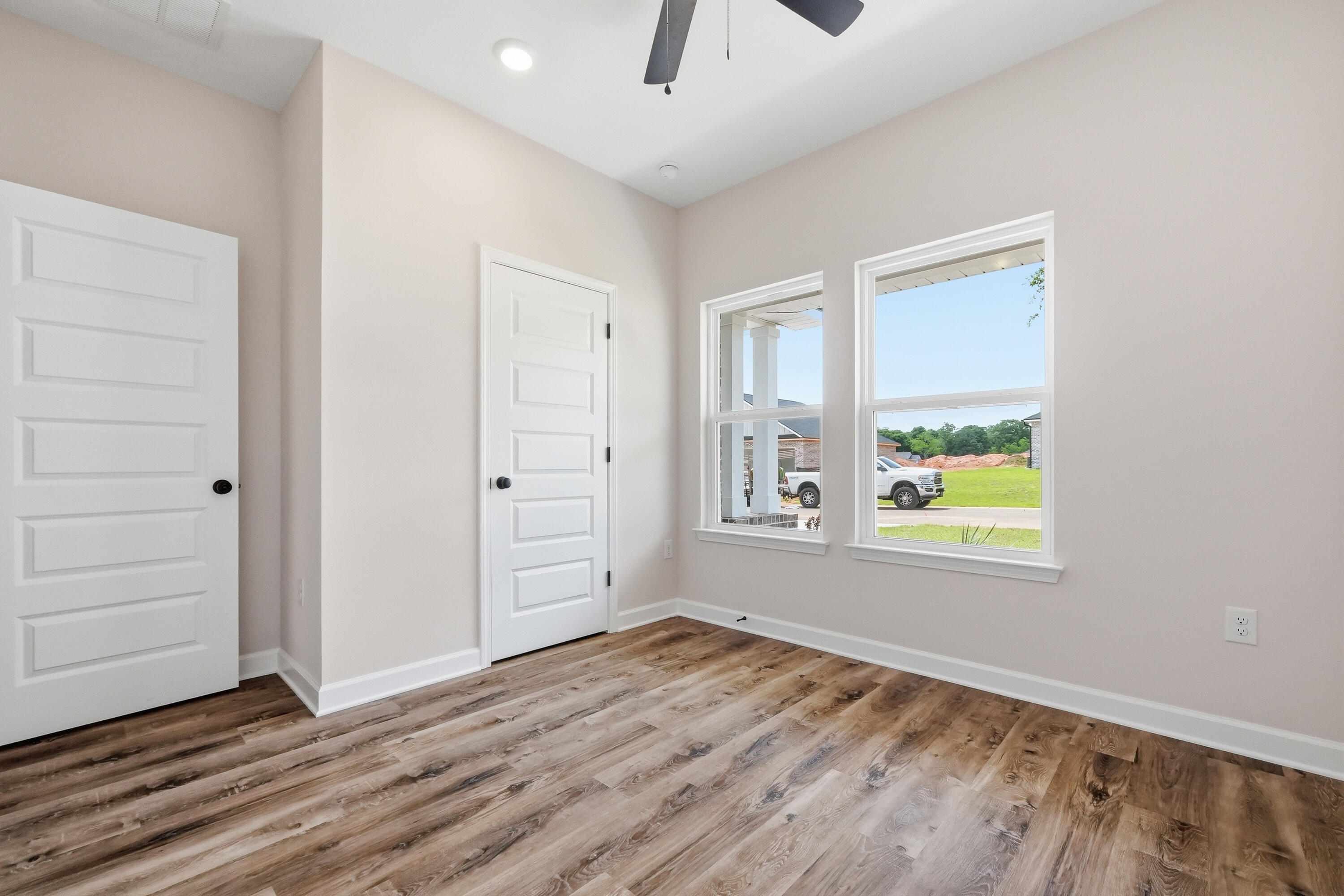 2828 Blackbird Court Crestview, FL 32539 - Photo 20 of 25 1