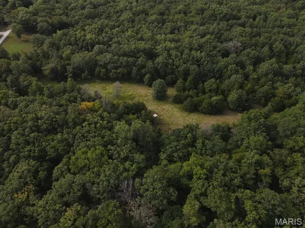 $865,000 | 28148 Commanche Trail, Canton, MO 63435