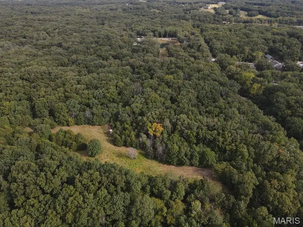 $865,000 | 28148 Commanche Trail, Canton, MO 63435