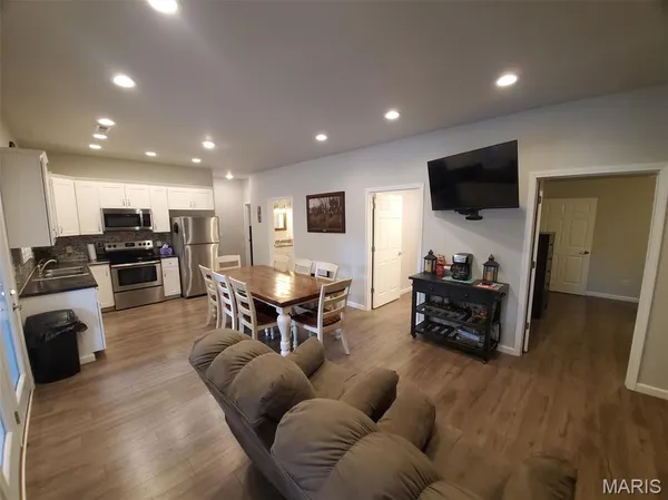 $865,000 | 28148 Commanche Trail, Canton, MO 63435