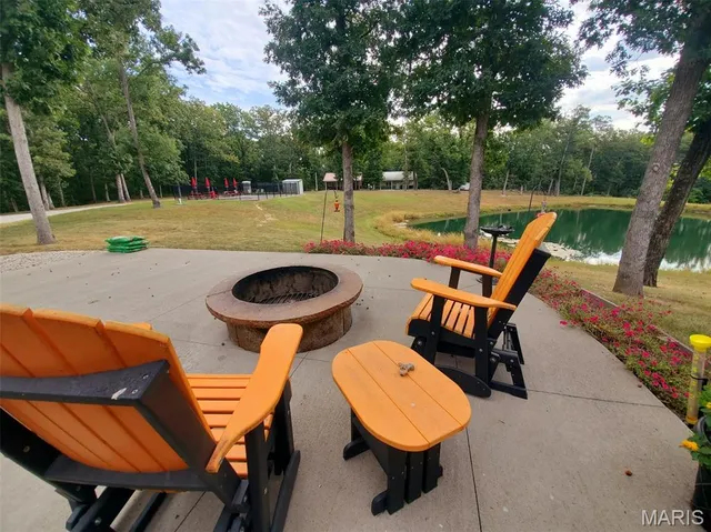 $865,000 | 28148 Commanche Trail, Canton, MO 63435