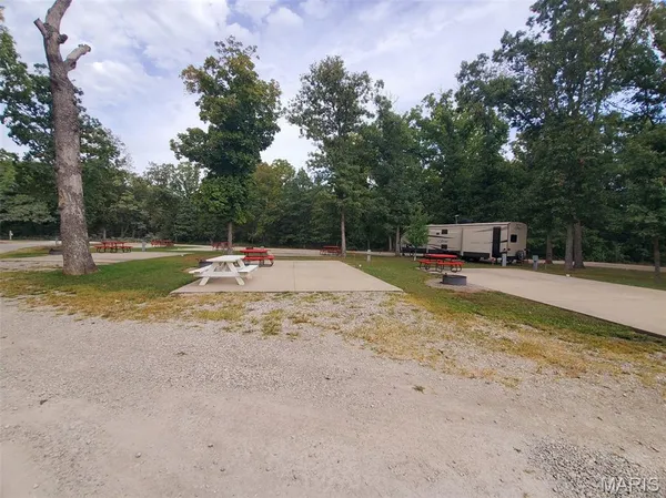 $865,000 | 28148 Commanche Trail, Canton, MO 63435