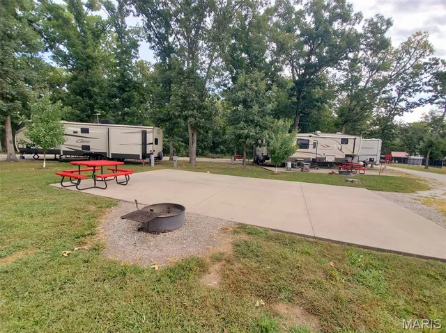 $865,000 | 28148 Commanche Trail, Canton, MO 63435